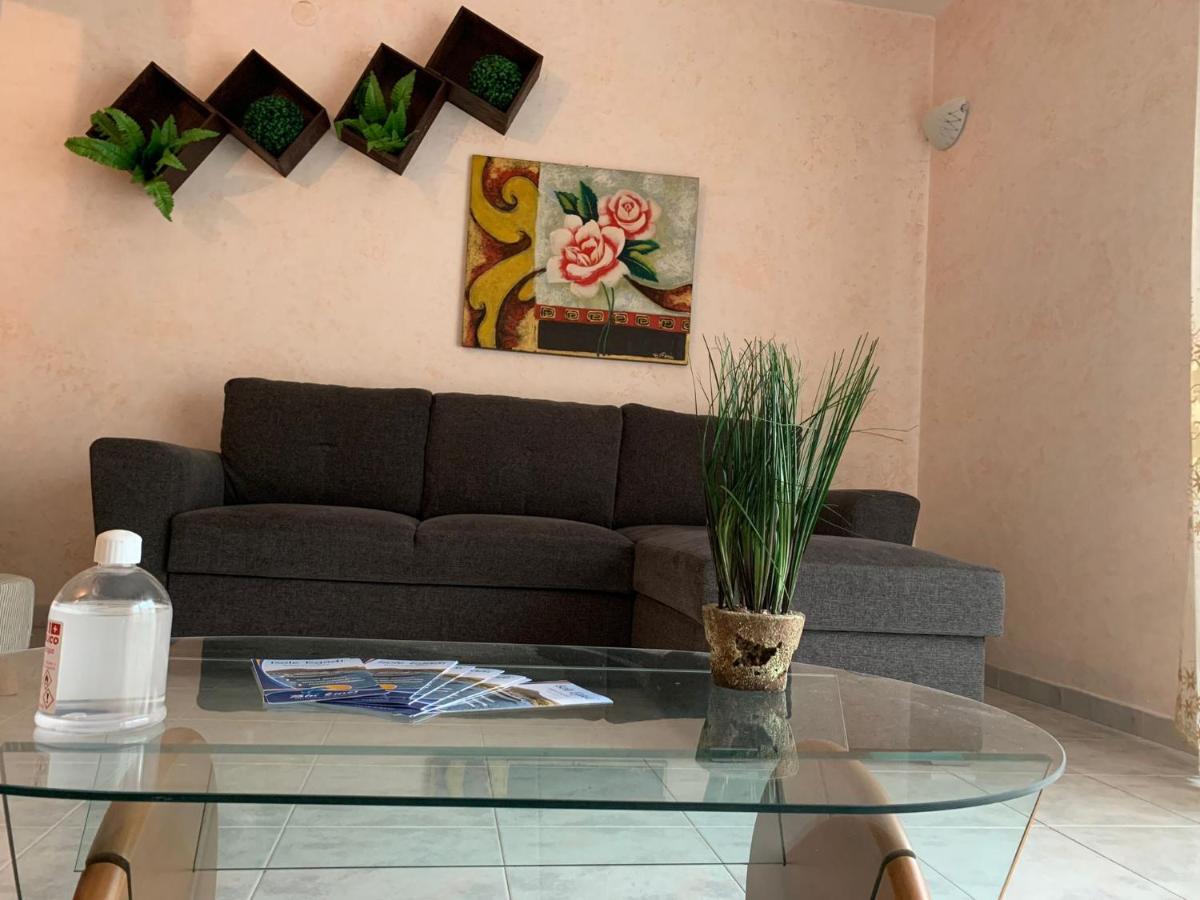 Apartment Pamir *